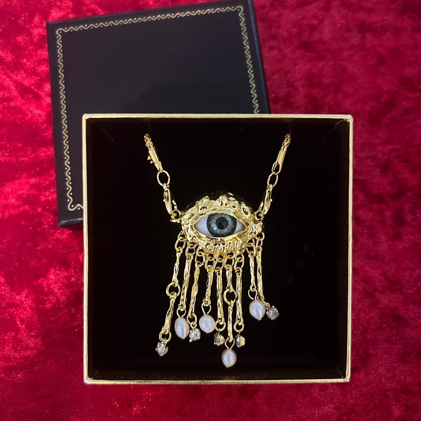 Lovers Eye Victorian Inspired Necklace
