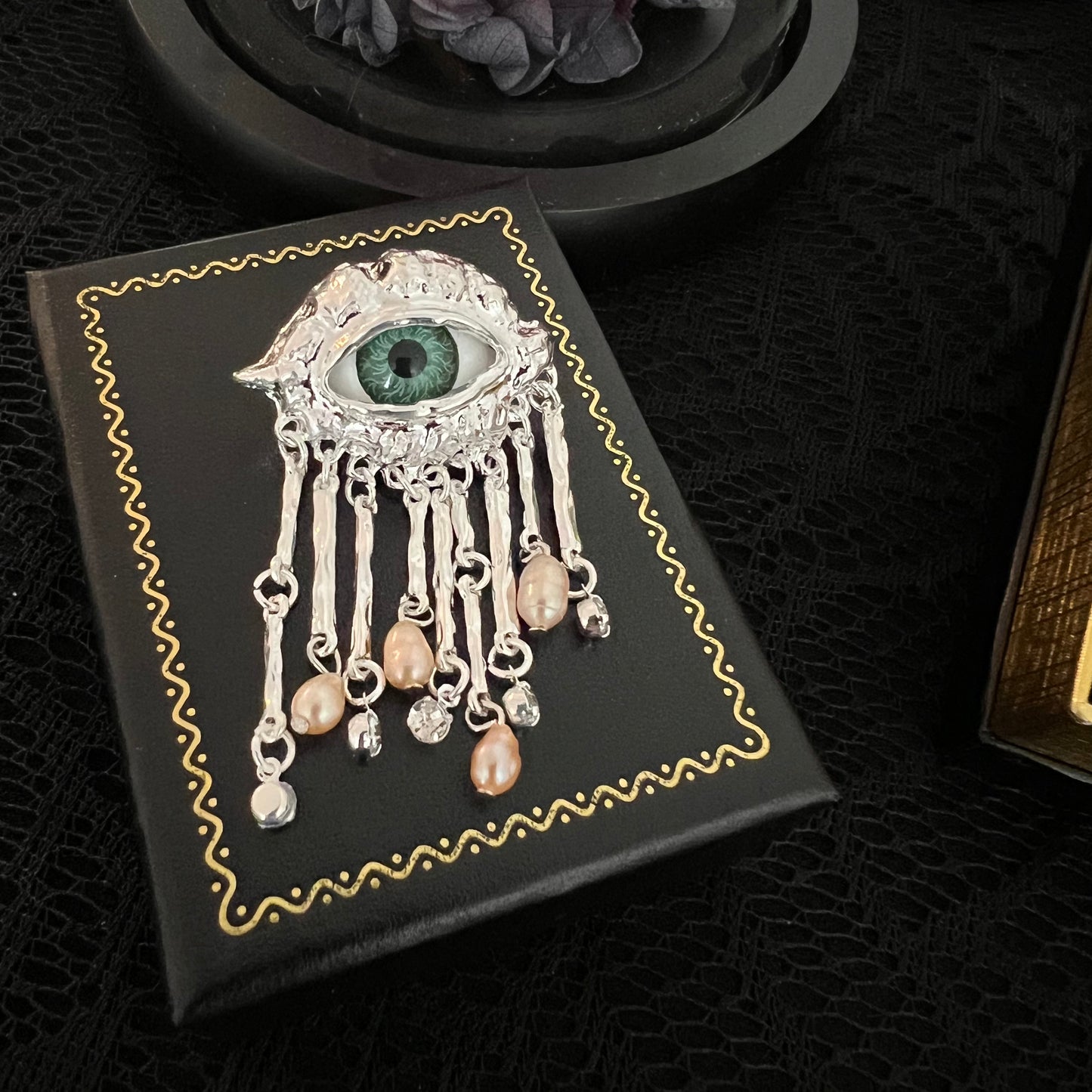 Silver Eyeball Brooch Pin